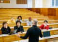 Decolonizing the College Experience: Intersectional Pedagogy as a Structural Lever for Student Well‑Being and Labor‑Market Capital