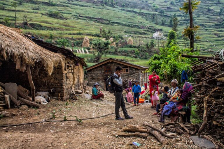 Digital Nomad Villages Redefine Local Economies and Career Pathways