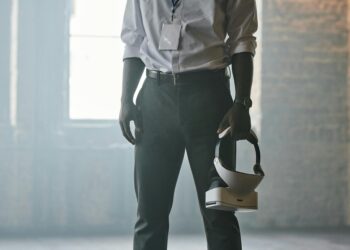 Digital Twins Power the Metaverse: A Structural Shift in Career Capital for VR Professionals