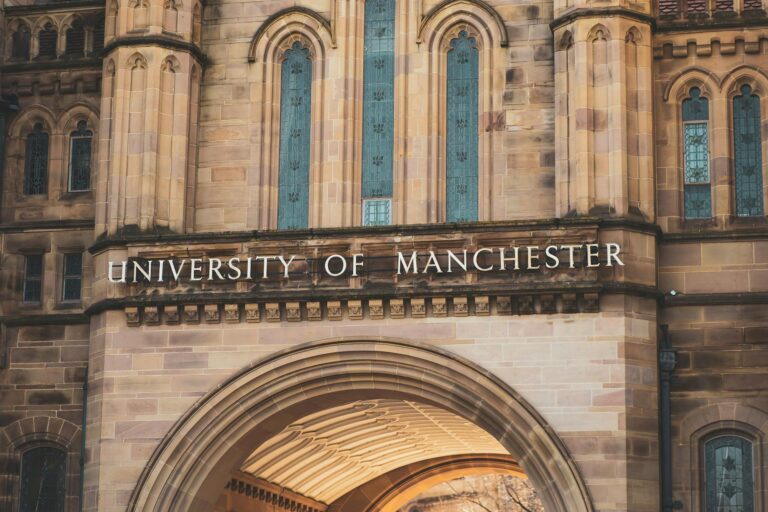 ESG‑Driven Recalibration of University Rankings and Capital Flows
