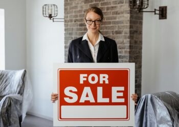 Experience‑Based Selling Reshapes B2B Careers Amid Slowing Growth