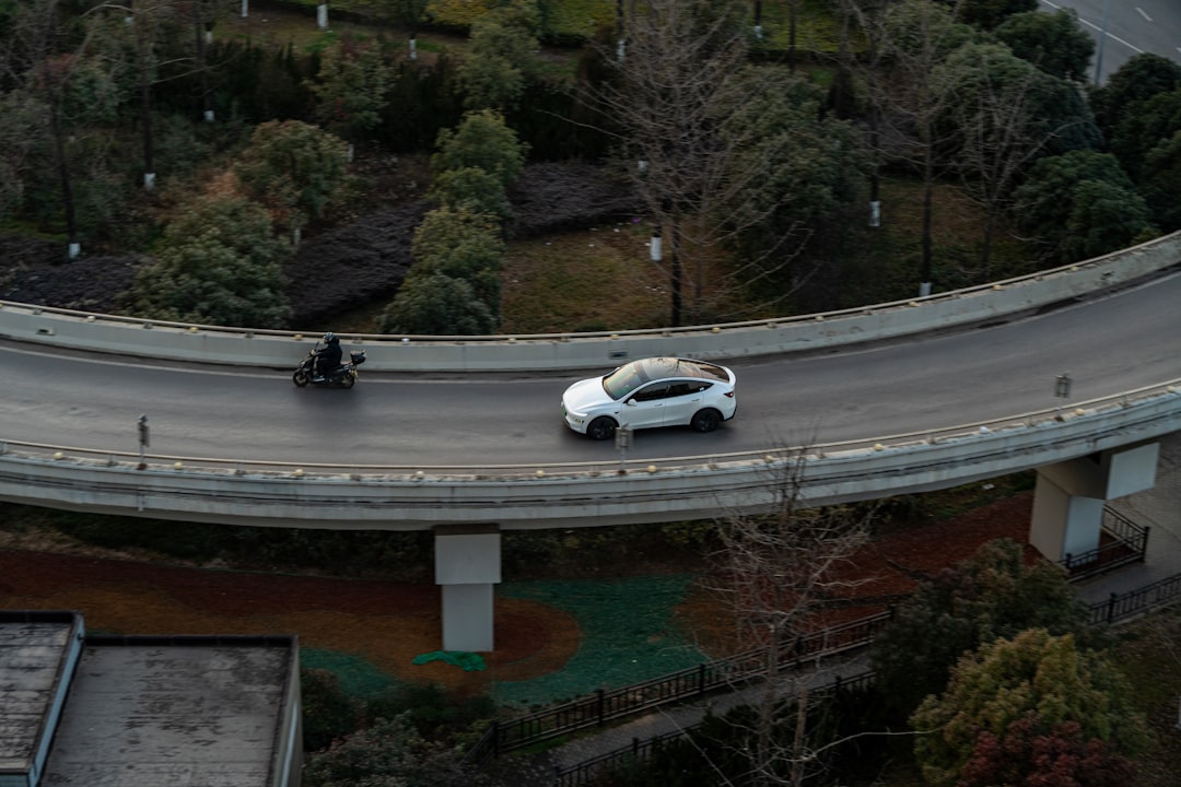 China's EV Industry Seizes Opportunity Amid Iran Crisis