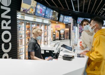 From Rituals to Routines: How Service Standards Realign with the Experience‑Driven Consumer