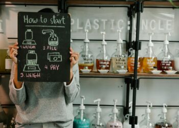 Greenwashing in Talent Acquisition: Structural Risks to Career Capital and Corporate Legitimacy