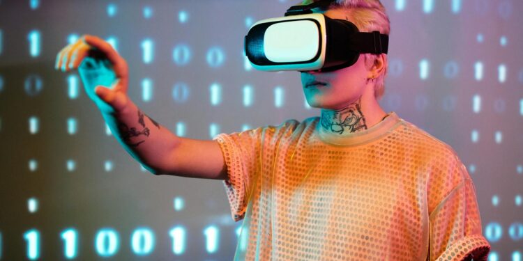 Immersive Pathways: How Virtual Reality Reshapes Career Capital and Institutional Mobility