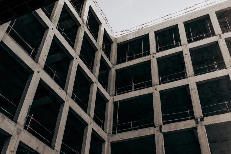 Low‑Carbon Materials Reshape Global Construction Capital