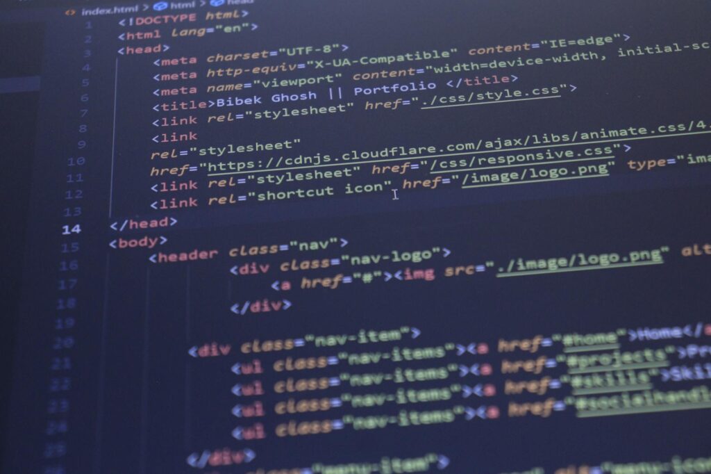 Low‑Code Ascendant: Recalibrating Software Talent, Institutions, and Power Structures