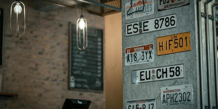 Micro‑Licensing Reshapes Software Value Chains, Tilting Institutional Power Toward Data‑Driven Revenue