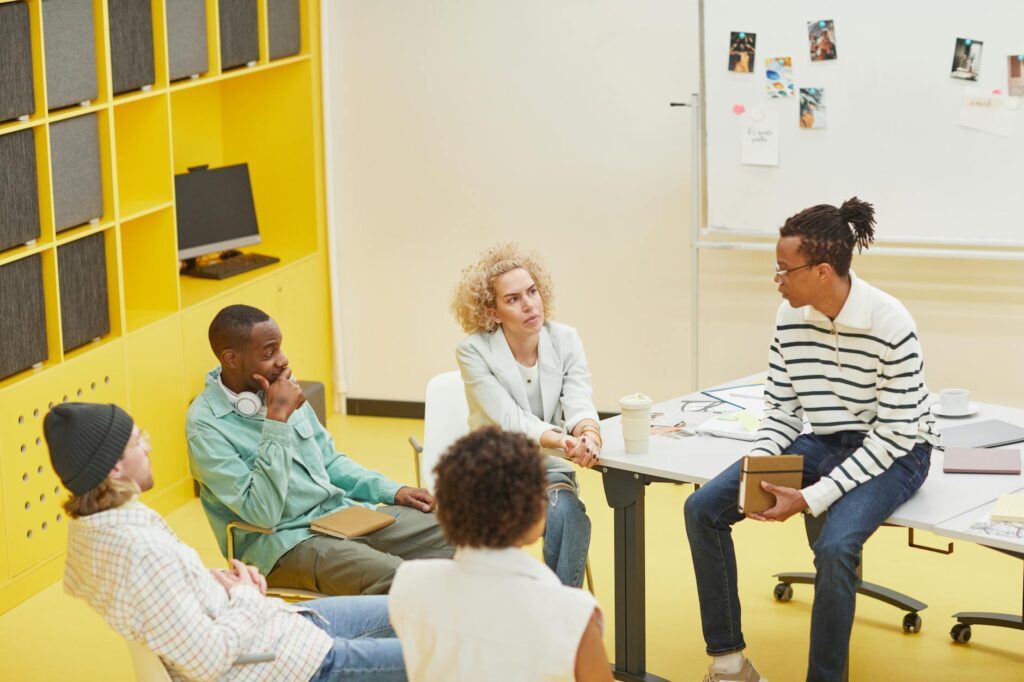 Mindful Meetings as the Structural Backbone of Hybrid Leadership