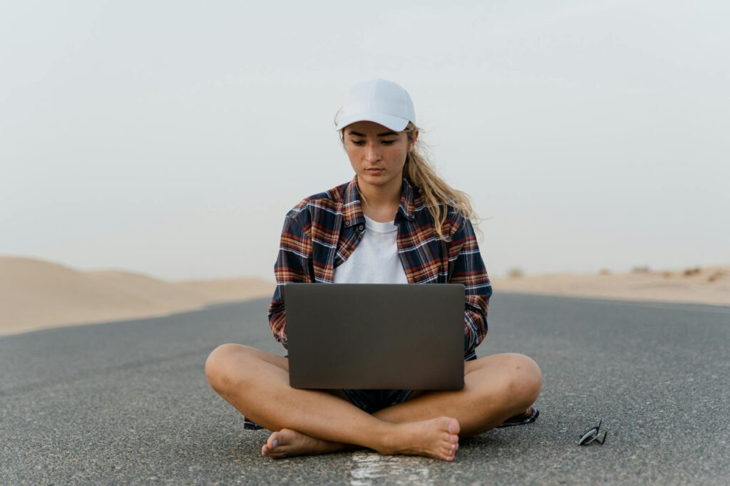 Remote Frontiers: How Digital Nomadism Is Reshaping Global Talent Flows and Labor Systems