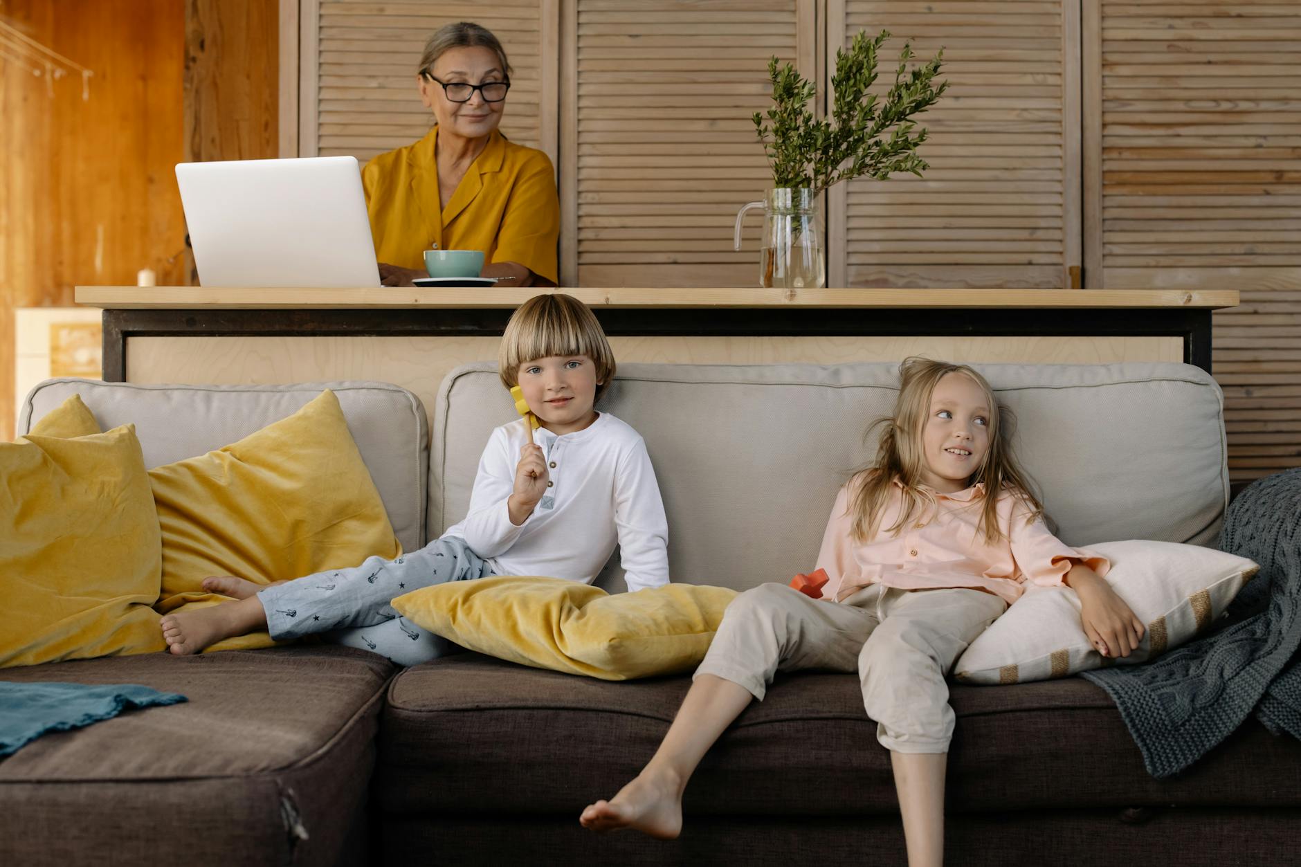 Remote Roots: How Global Remote Work Is Reconfiguring Intergenerational Family Capital