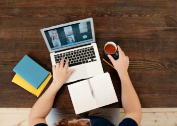 Remote Work’s Carbon Ledger: Quantifying the Structural Shift in Emissions and Career Capital