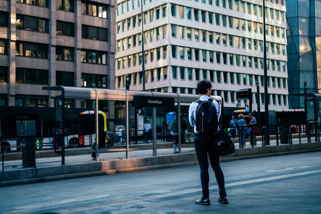 Rethinking the Commute: How Post‑Pandemic Work Patterns Are Reshaping Urban Planning and Career Capital