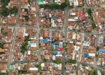 Revitalized Neighborhoods as Engines of Talent Retention: A Systemic Comparison of Urban Renewal Models
