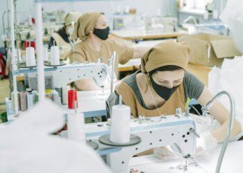 Slow Fashion’s Institutional Upswing: How Craftsmanship Is Redefining Professional Identity in the Post‑COVID Workforce