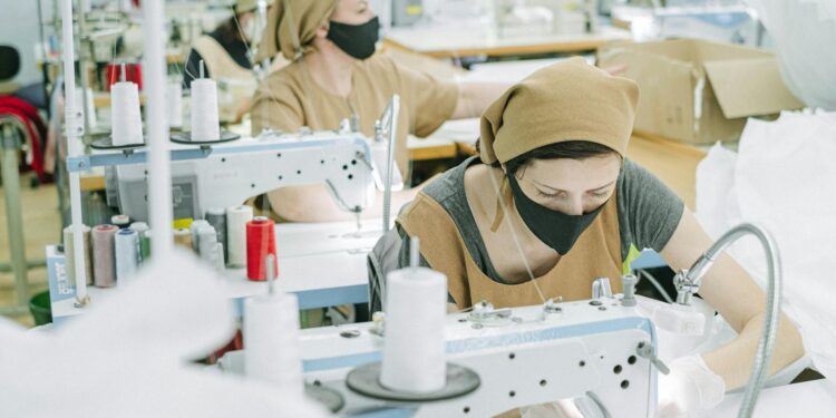 Slow Fashion’s Institutional Upswing: How Craftsmanship Is Redefining Professional Identity in the Post‑COVID Workforce