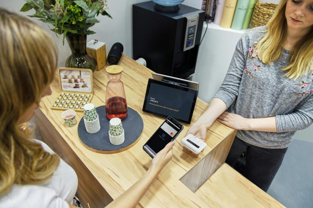 Smart Retail’s Ascent in China: How State‑Backed Tech and Policy Are Redefining Brick‑and‑Mortar