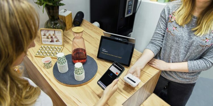 Smart Retail’s Ascent in China: How State‑Backed Tech and Policy Are Redefining Brick‑and‑Mortar
