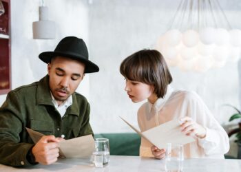 Social Proof as the New Compass in Career Trajectories