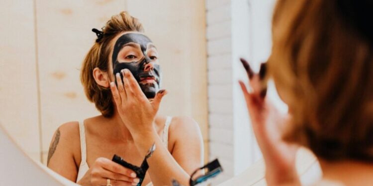The Anti‑Pollution Pivot: How Environmental Toxins Are Redrawing the Blueprint of the Global Skincare Industry