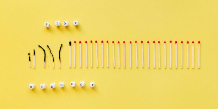 The Silent Strain: How Social‑Media Architecture Is Reshaping Employee Well‑Being and Career Trajectories
