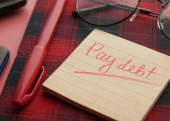 When Cash Becomes Curriculum: How Guaranteed Income and Emergency Funds Reshape Student Financial Stability