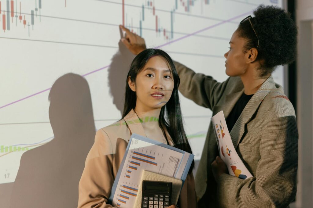 Women‑Led Incubators and Accelerators: Structural Levers Shaping Developing‑Market Economies