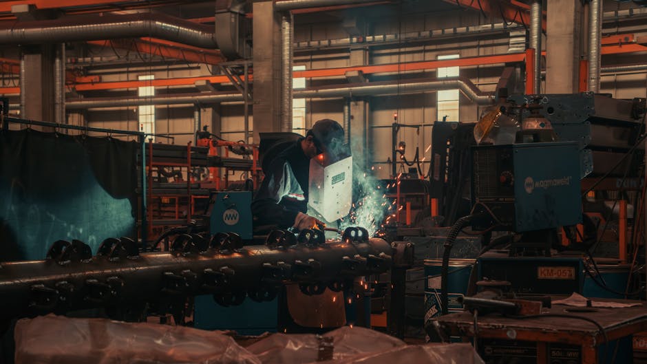 West Asia Crisis Drives April Manufacturing PMI to Low