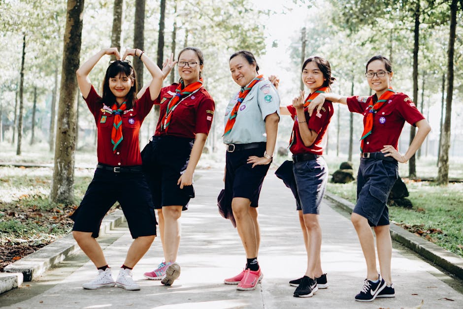 Leaders Embrace Supporting Character Roles