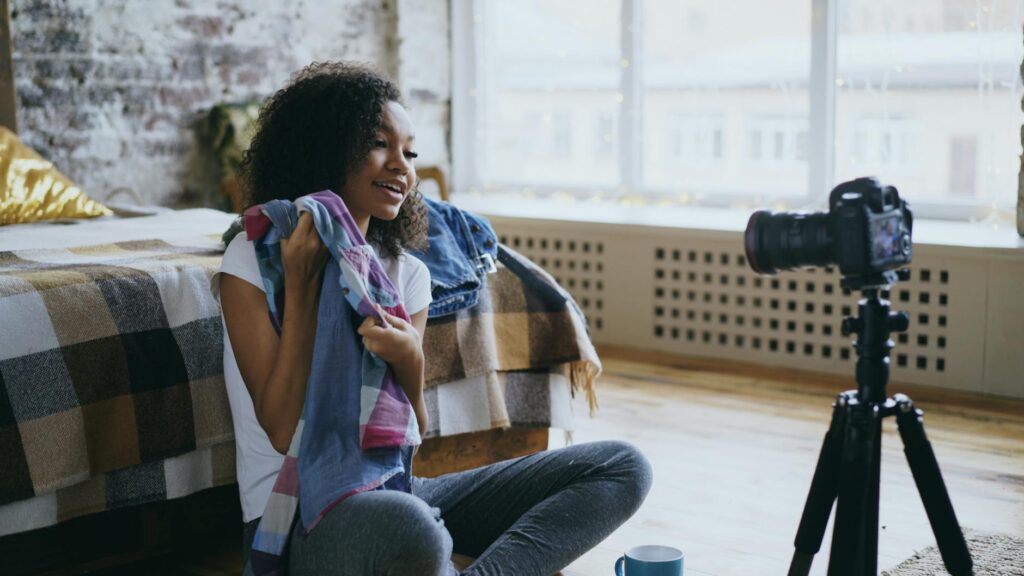 5 Strategies to Declutter Your Digital Presence and Enhance Your Professional Brand