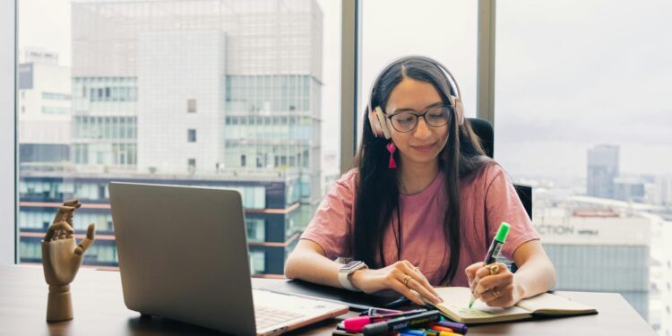 5 Ways to Create a Personalized Learning Plan for Your Career