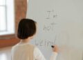6 Strategies to Overcome Imposter Syndrome and Build Confidence in the Workplace