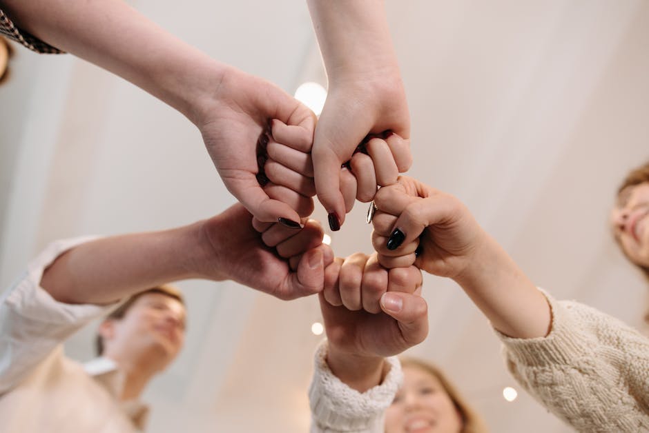 Leaders as Supportive Characters in Business