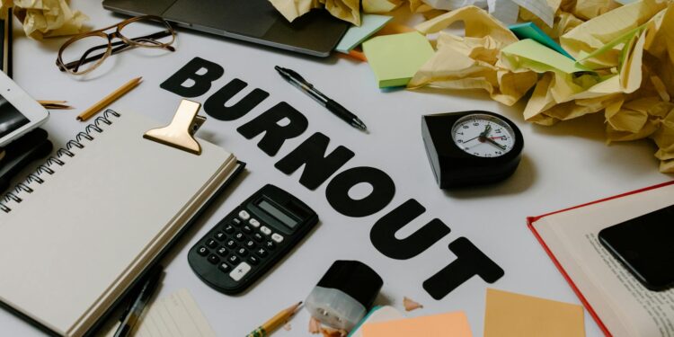 7 Essential Time-Management Hacks to Boost Productivity and Reduce Stress for Working Professionals