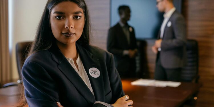 7 Evidence-Based Strategies for Introverts to Navigate Office Politics