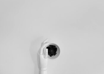 AI‑Powered Employment and the Rise of Unenumerated Rights: A Structural Realignment of Legal Capital