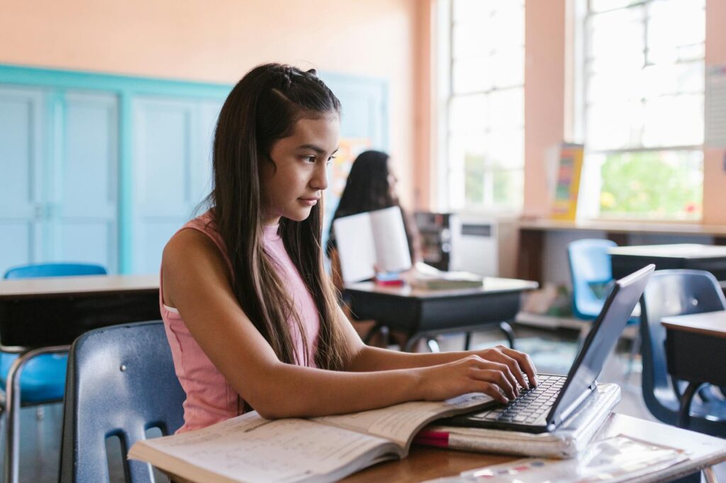 AI‑Powered Study Tools Gain Academic Attention as Research Confirms Performance Gains
