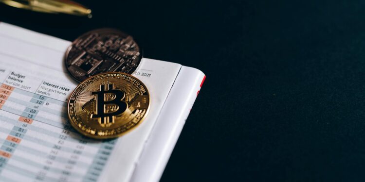 Banking Meets Blockchain: Institutional Pathways, Compliance Frictions, and the Capital‑Talent Realignment