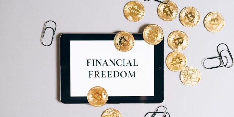 Top 20 Quotes on Financial Freedom from Warren Buffett