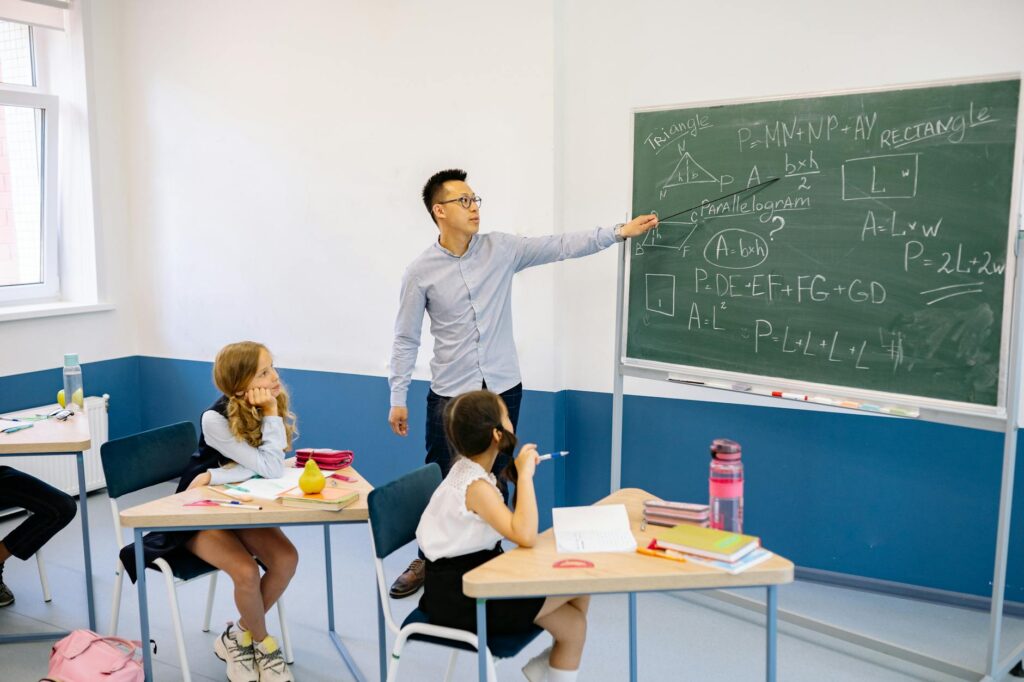 CBSE Mandates Three‑Language Formula for Class 9 Starting July 2026