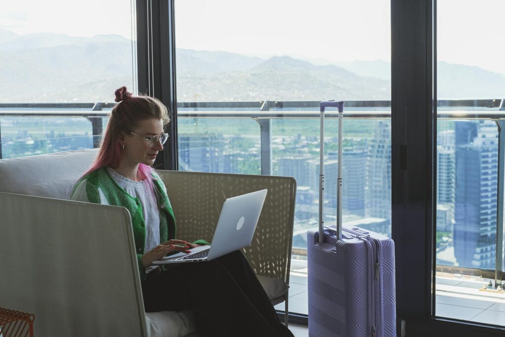 Choosing the Right Freelance Platform: 7 Essential Questions to Ask