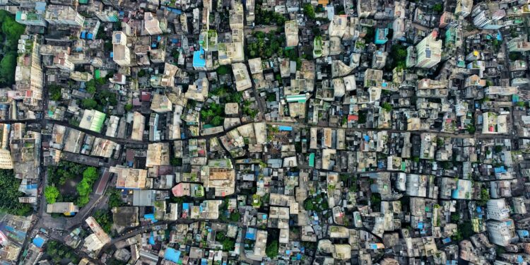 Climate‑Smart Cities: How ESG Data Analytics Redefine Urban Resilience