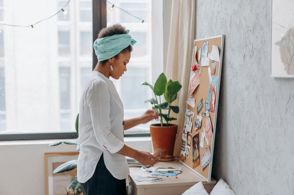 Crafting a 'Future Self' Vision Board to Accelerate Career Growth