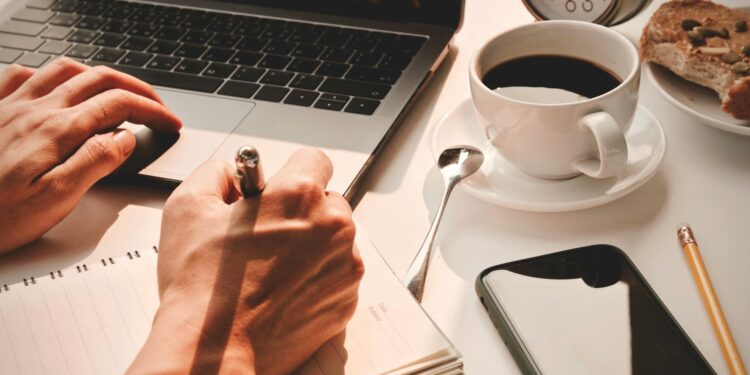 Crafting a Reverse 30-Day Out-of-Office Plan to Boost Productivity and Well-being