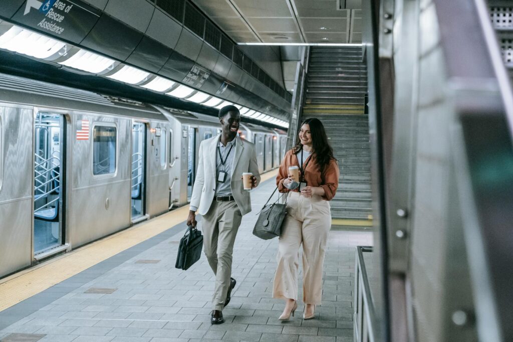 Crafting a Reverse Commute Strategy for Urban Professionals