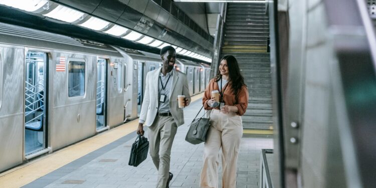 Crafting a Reverse Commute Strategy for Urban Professionals