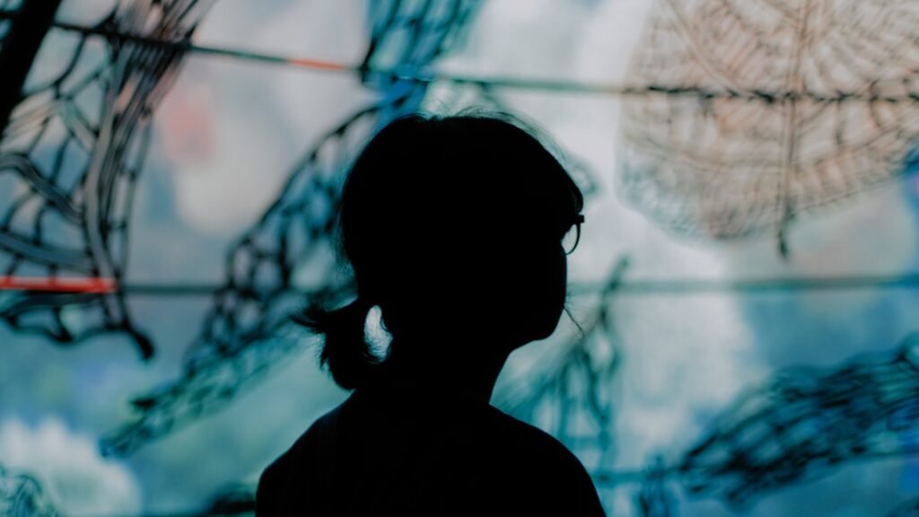 Digital Neuroplasticity: How Screen-Era Nostalgia Reshapes Children’s Learning Capital