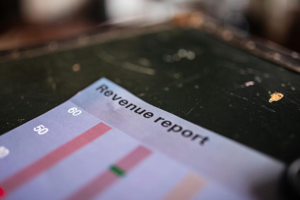 Greenwashing Under the Lens: How Sentiment Analytics Reshape ESG Credibility
