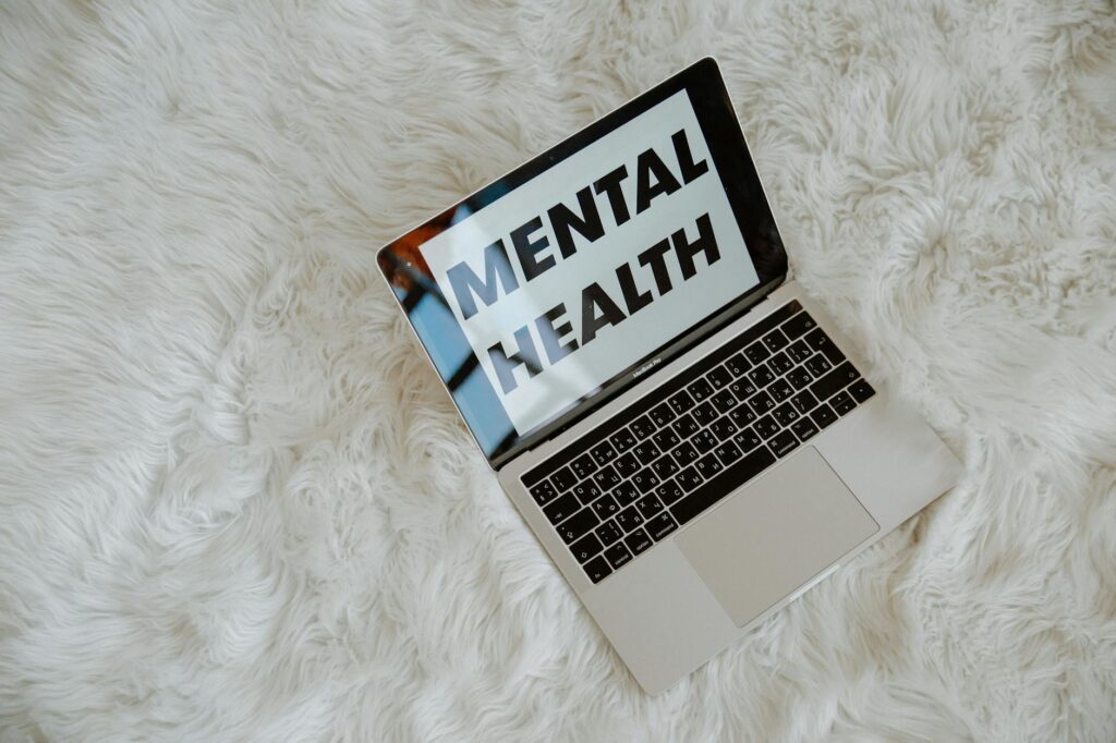 Hidden Signals: How Unseen Mental‑Health Patterns in Online Reviews Reshape Hiring and Retention