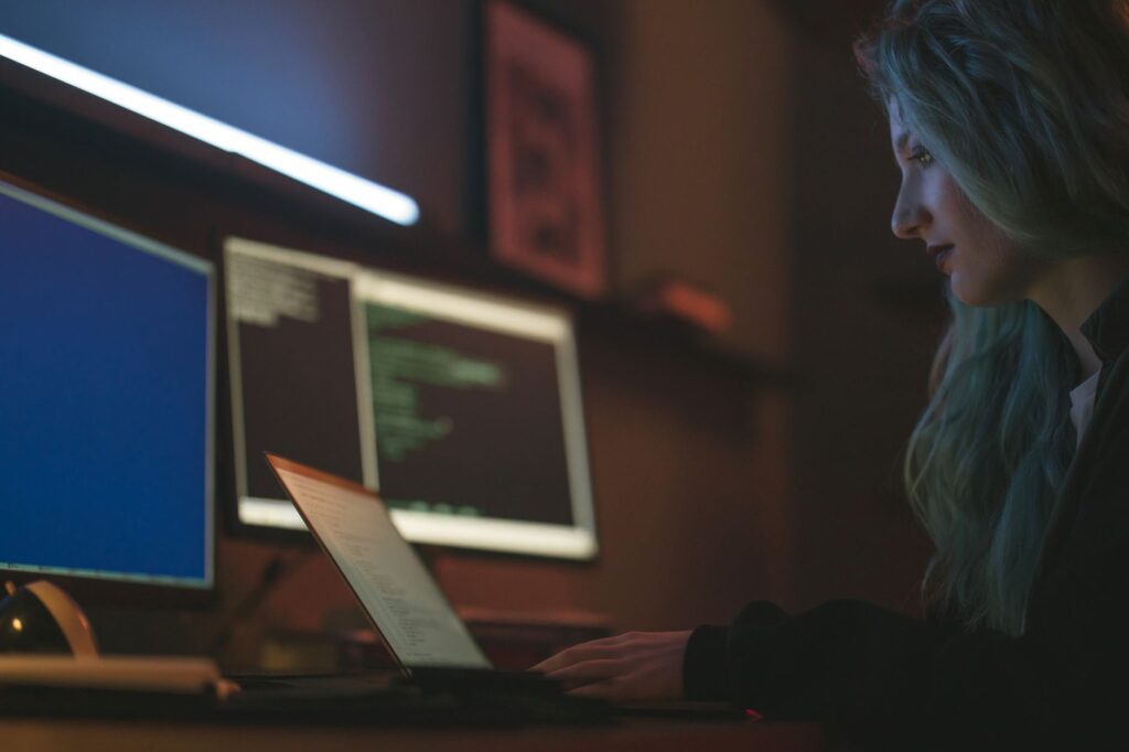 How to Become a Cybersecurity Specialist